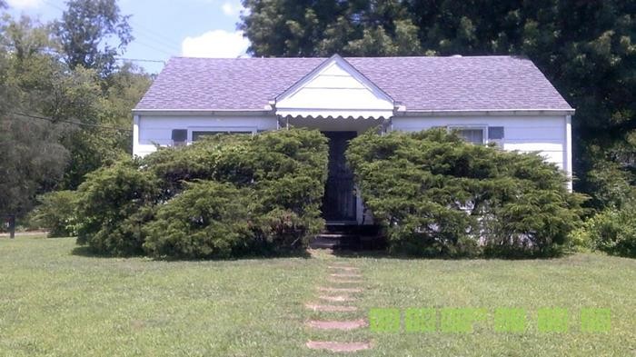 801 Gwynn Dr