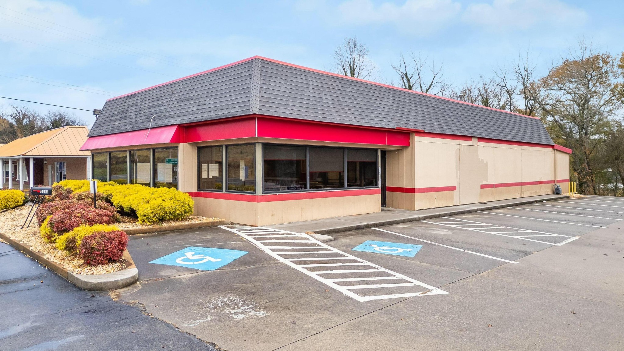 5119 Highway 11, S