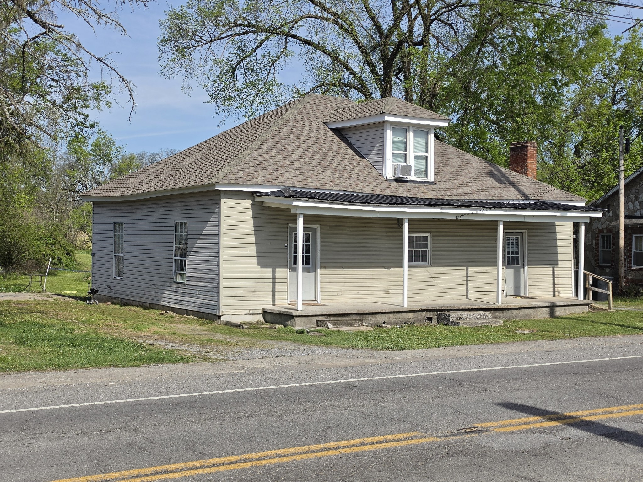 225 Broadway