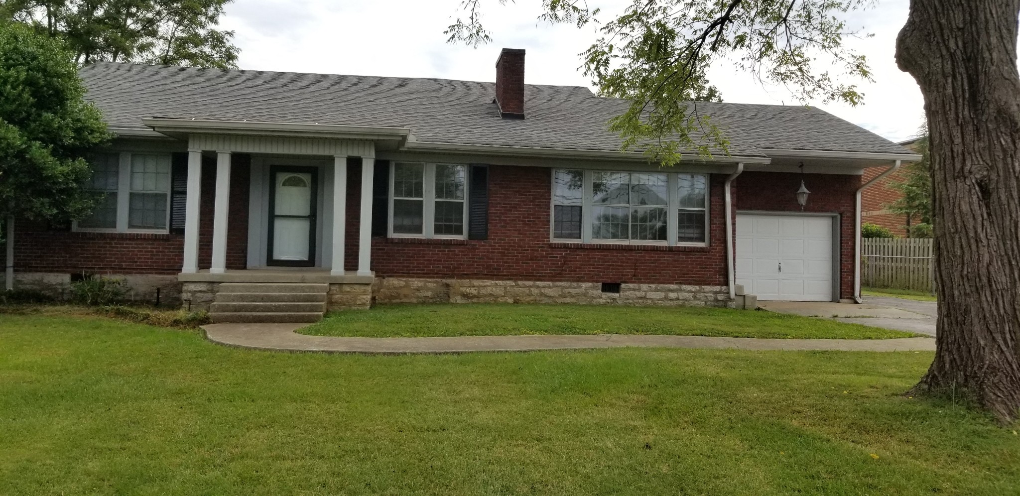 1289 Hunters Point Pike