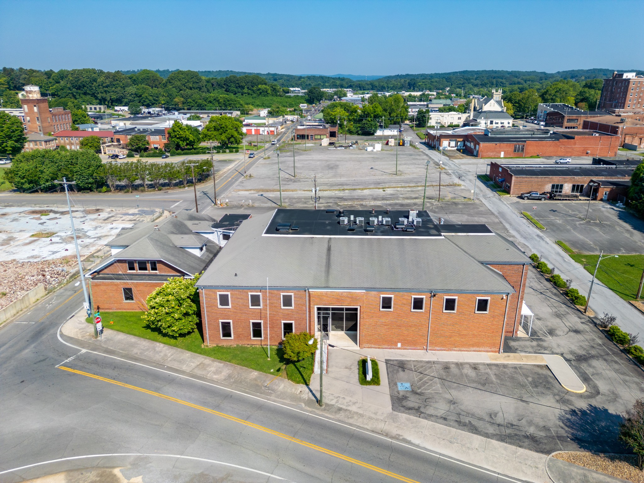 240 Edwards St, SE