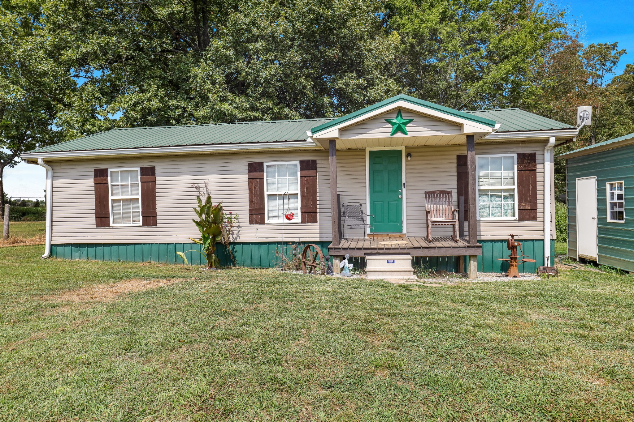 6016 Highland Rd