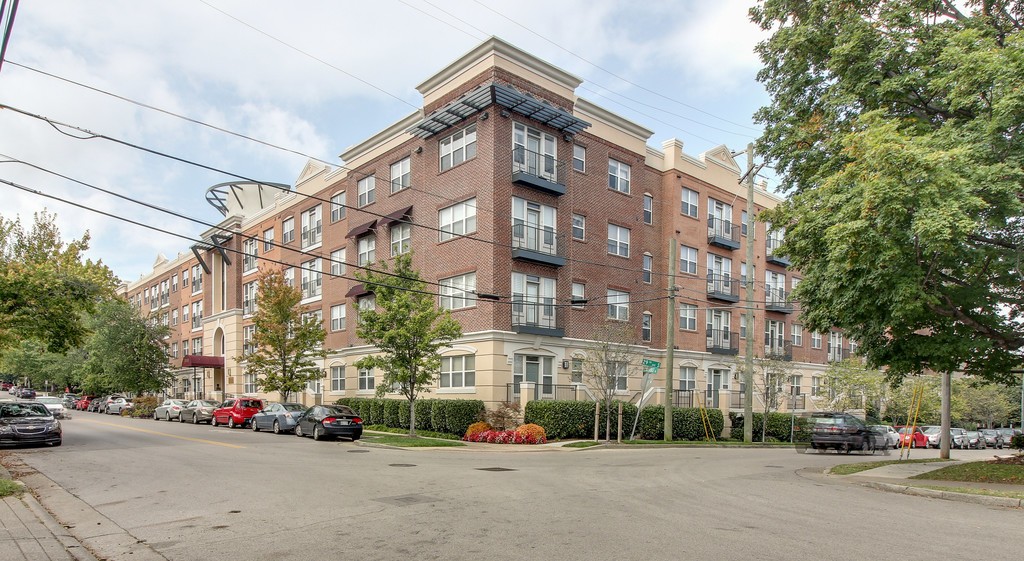 3000 Vanderbilt Pl