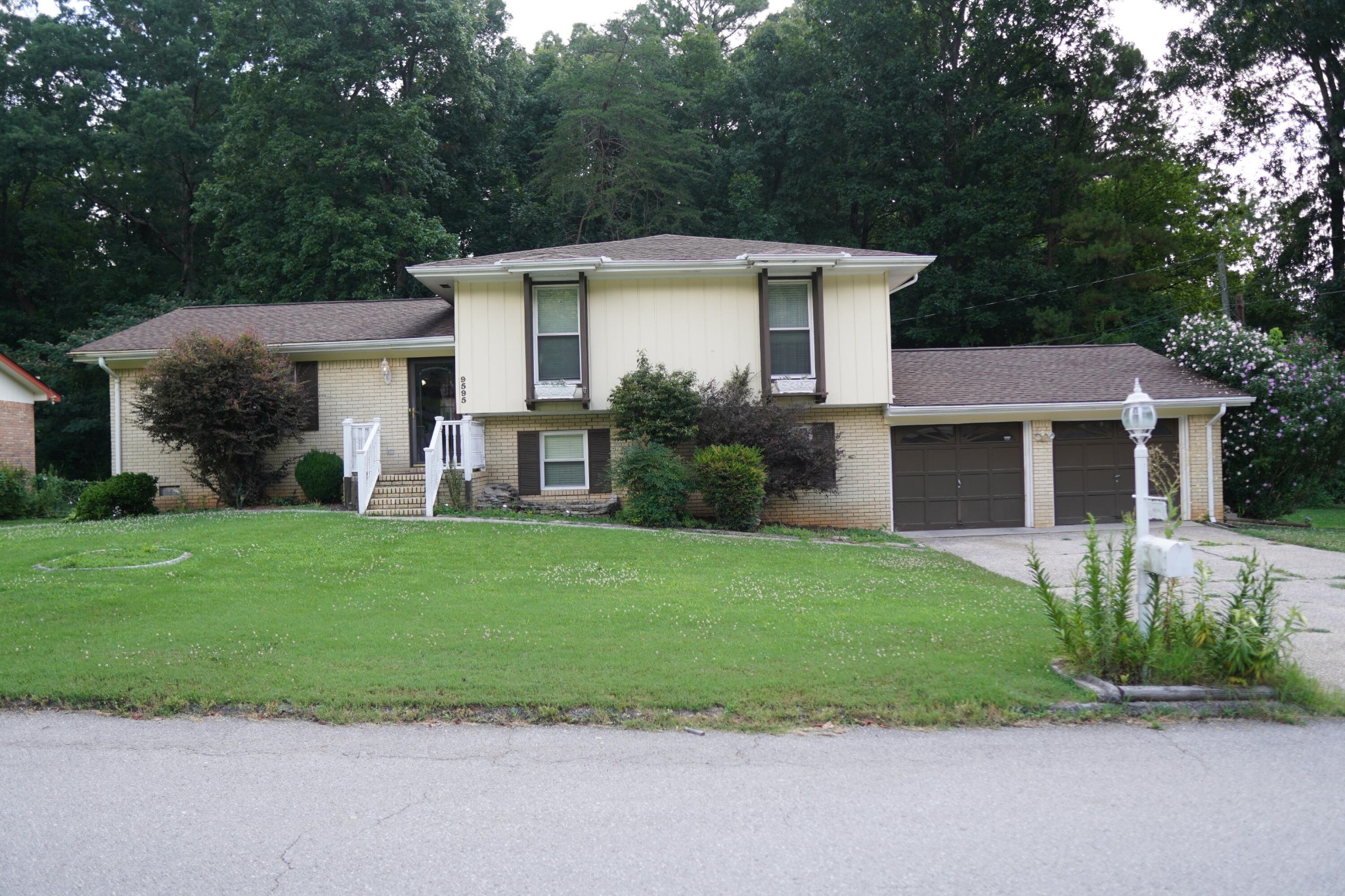 9595 Priscilla Drive