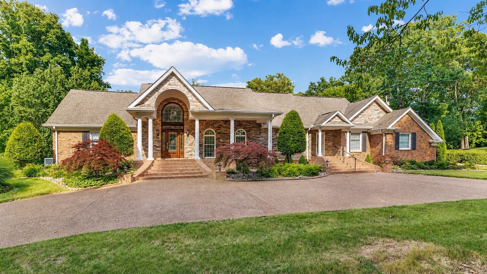363 Fairway Dr