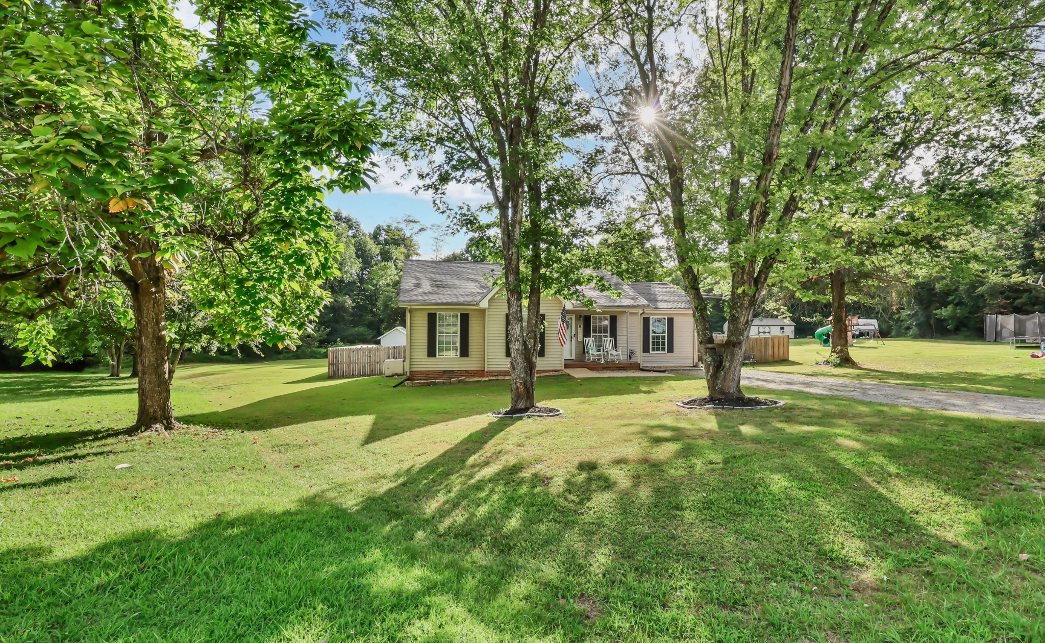 2830 Hinson Rd
