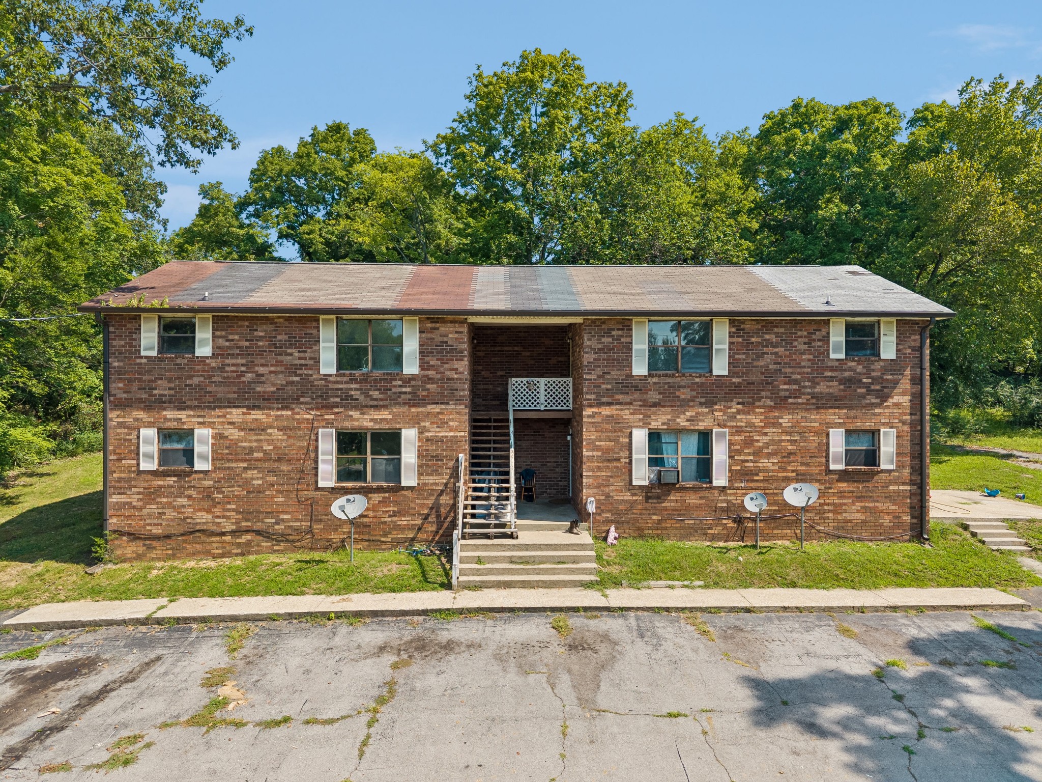 109 Turner St