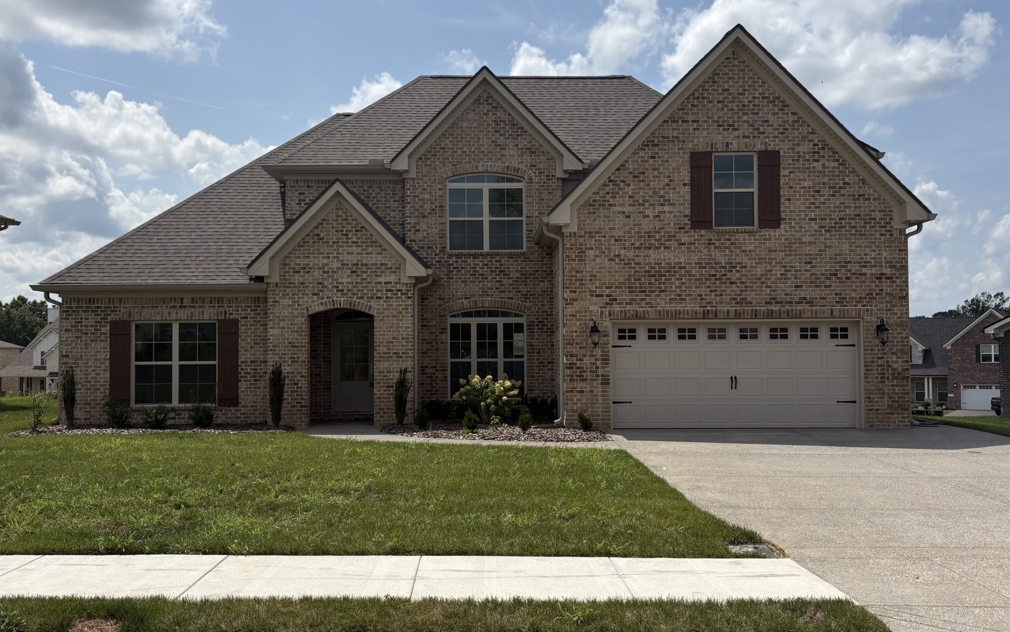 927 Licinius Ln