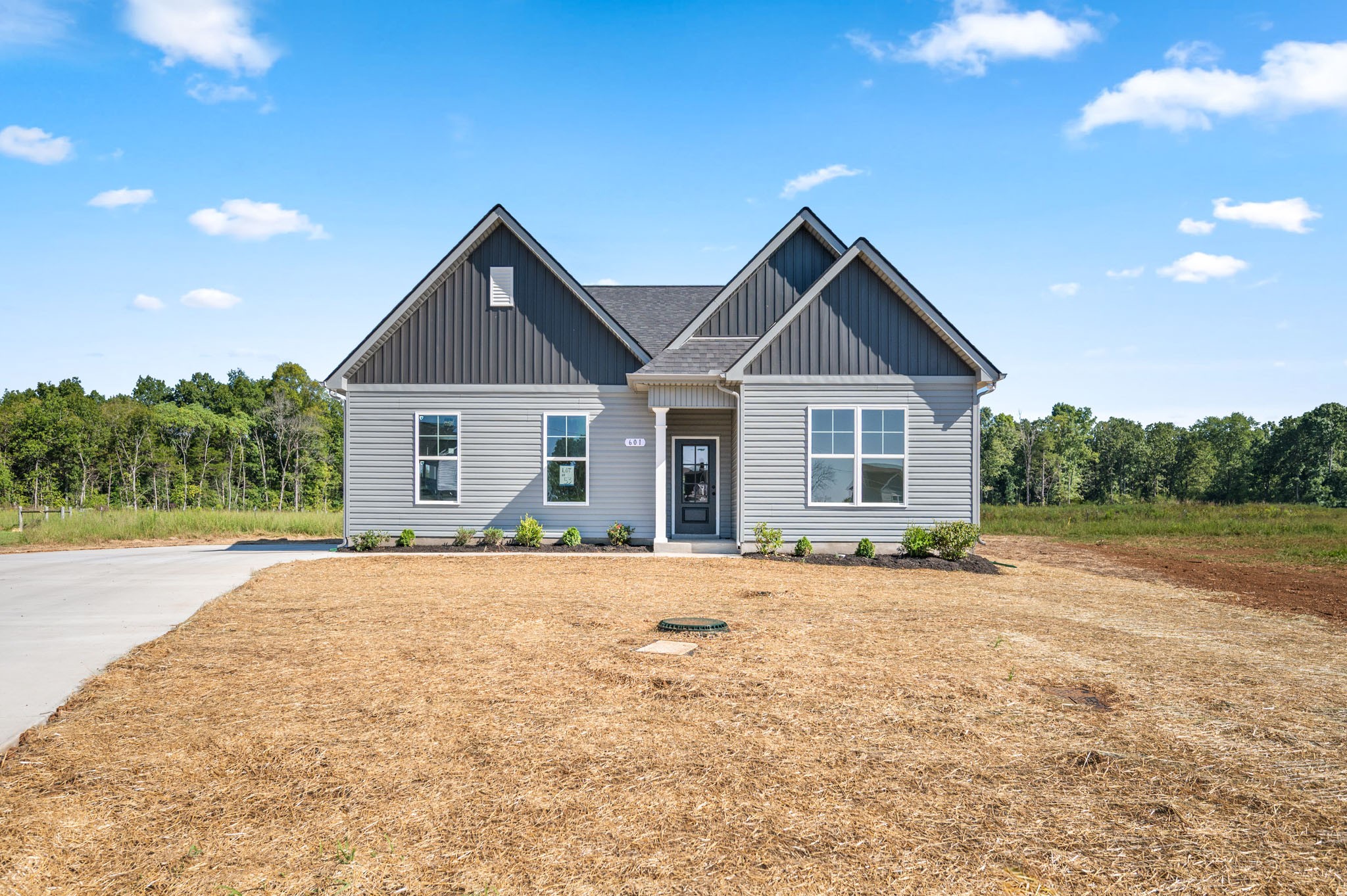 601 Vrabel Rd