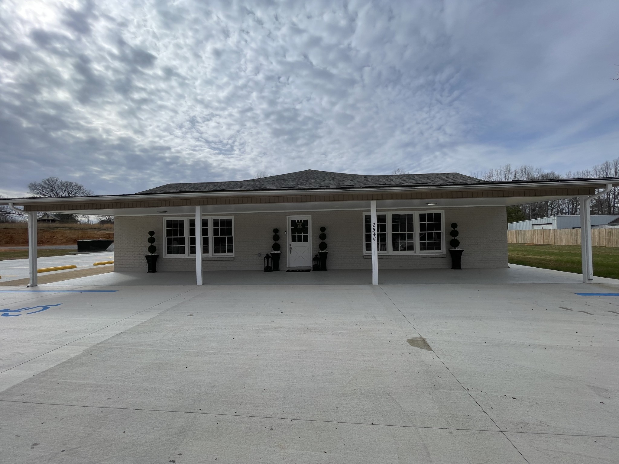 2545 Hwy 43, S