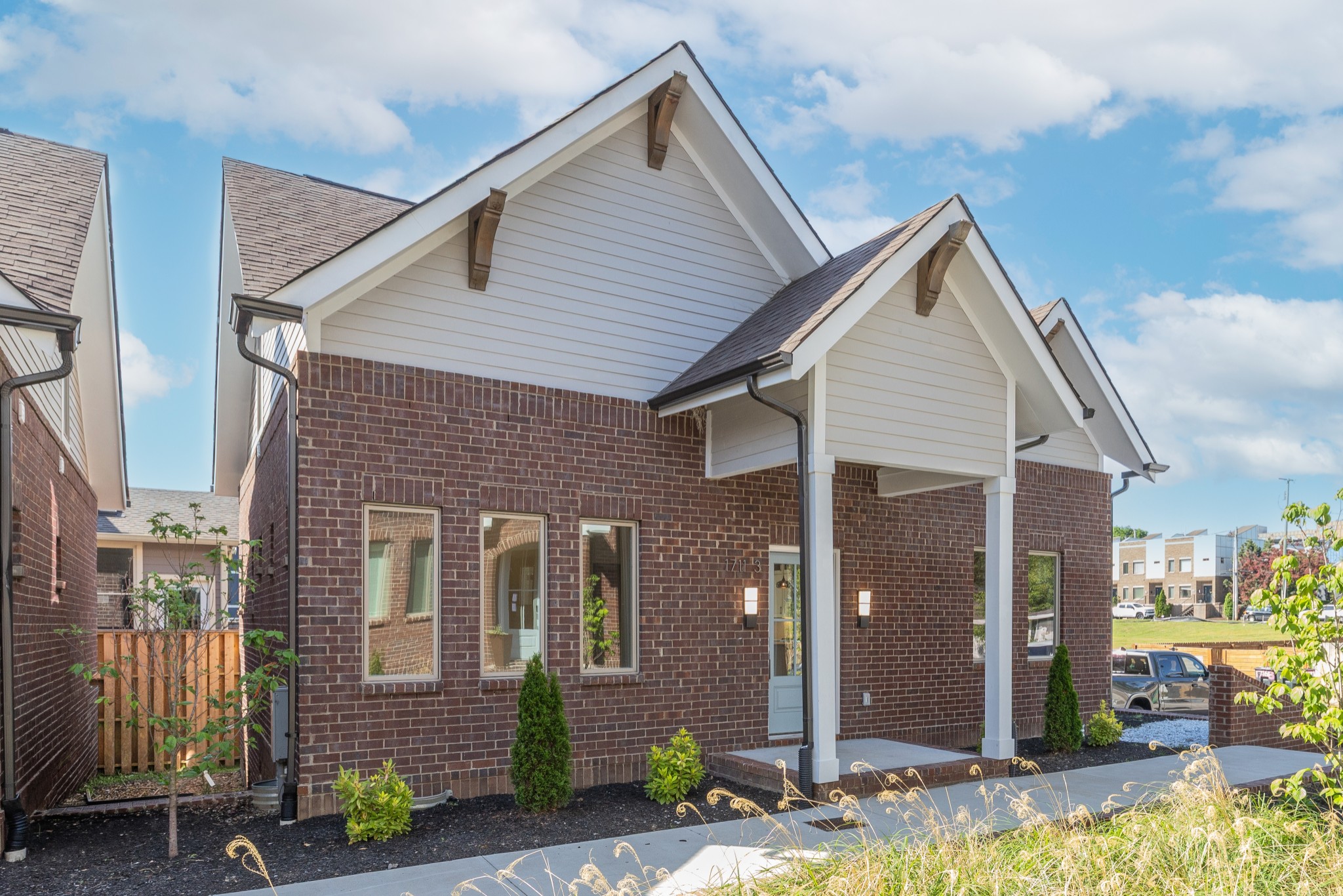 1711 5th Avenue, N