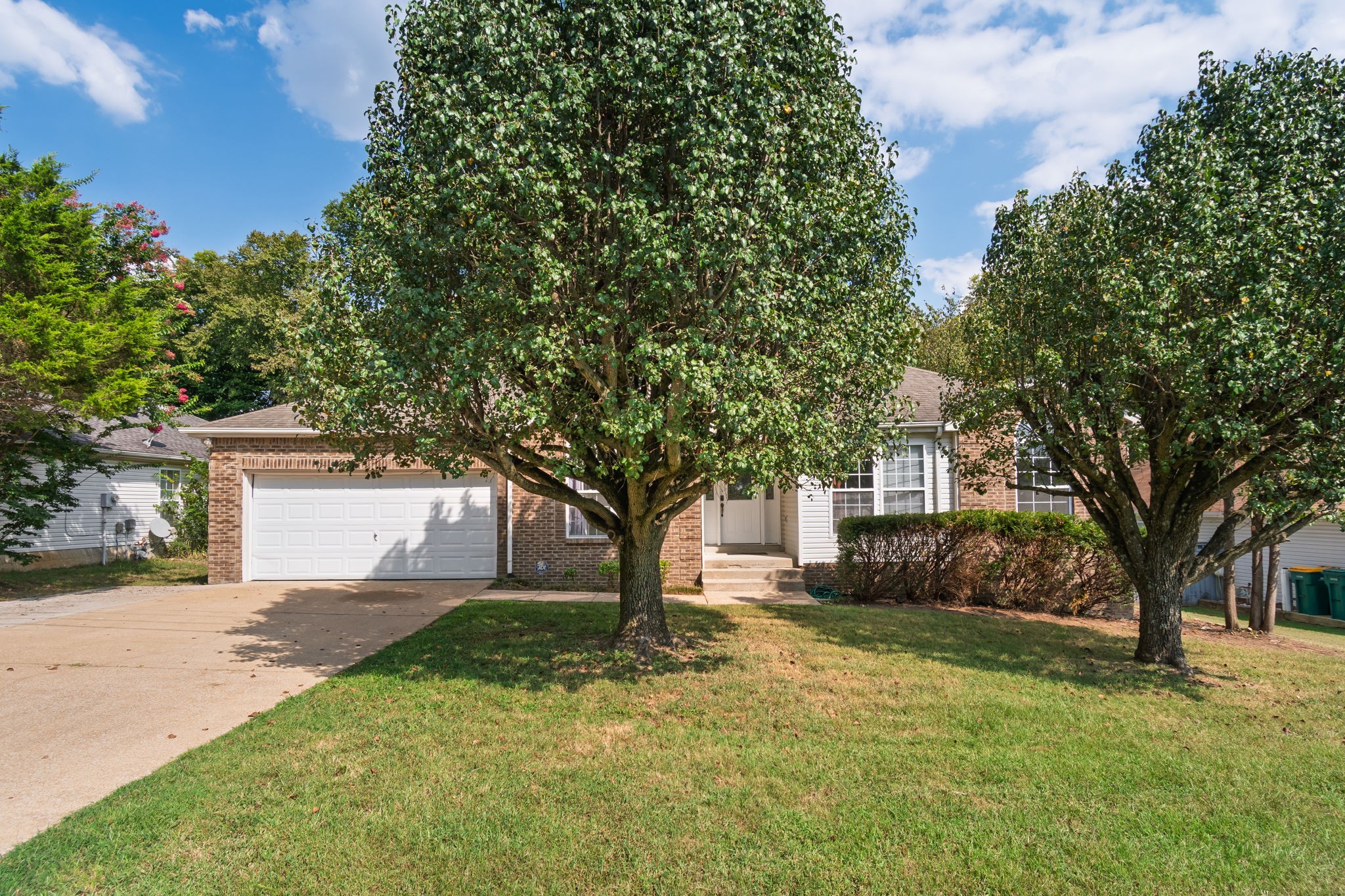 2261 Joann Dr