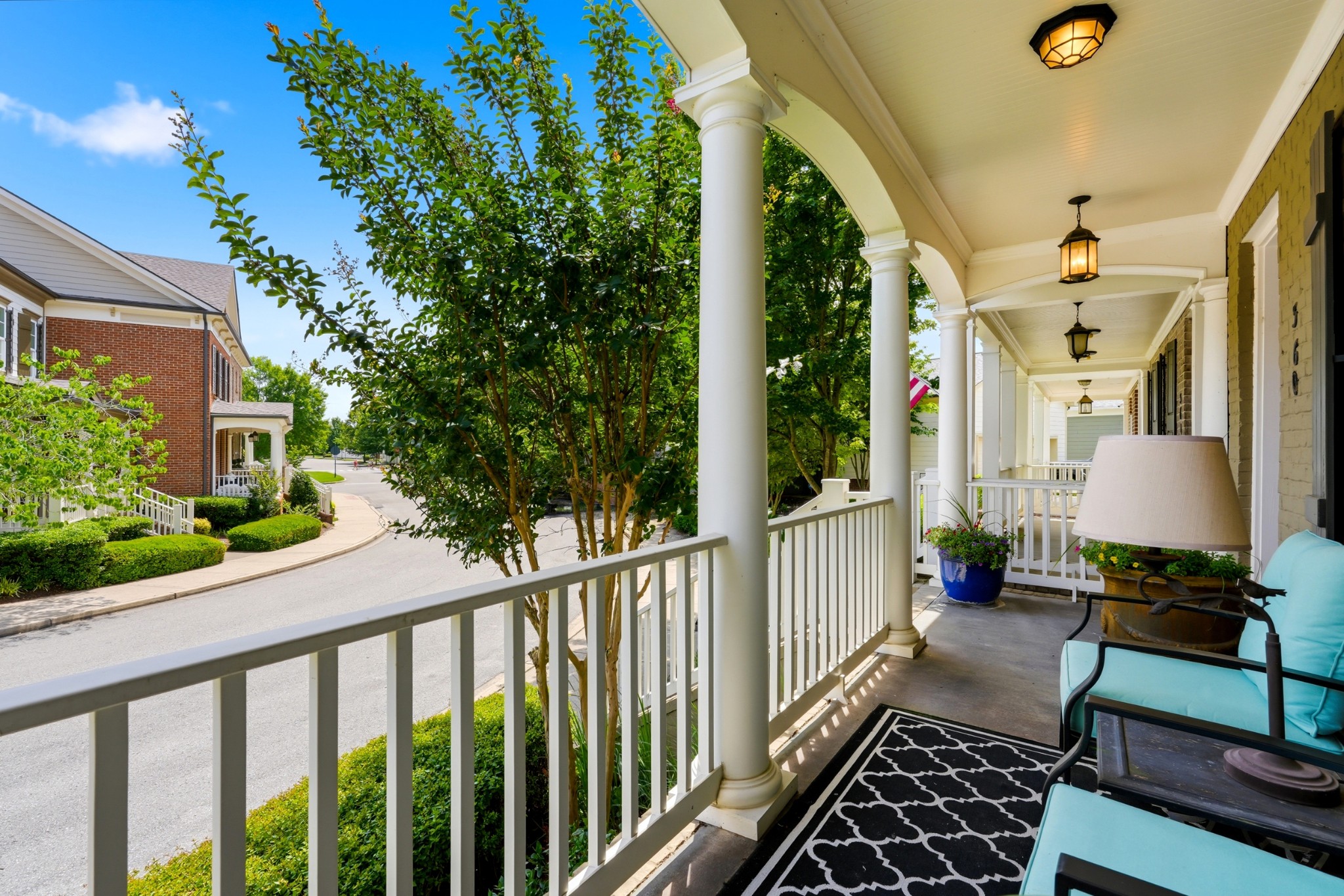 360 Byron Way