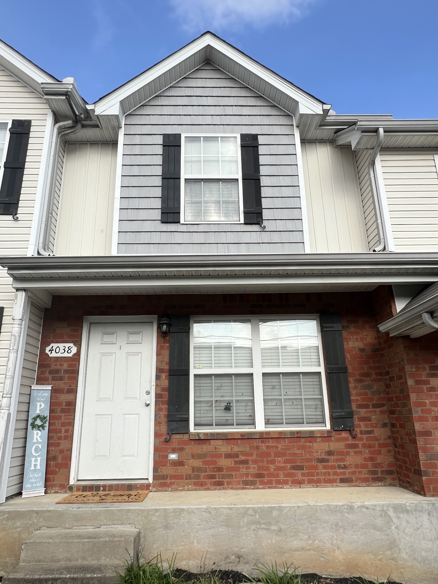 4038 Cody Dr