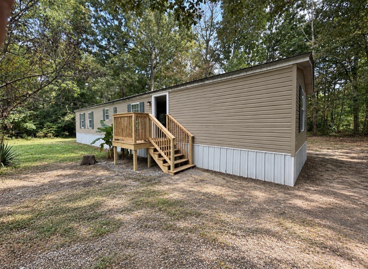 212 Poplar Dr