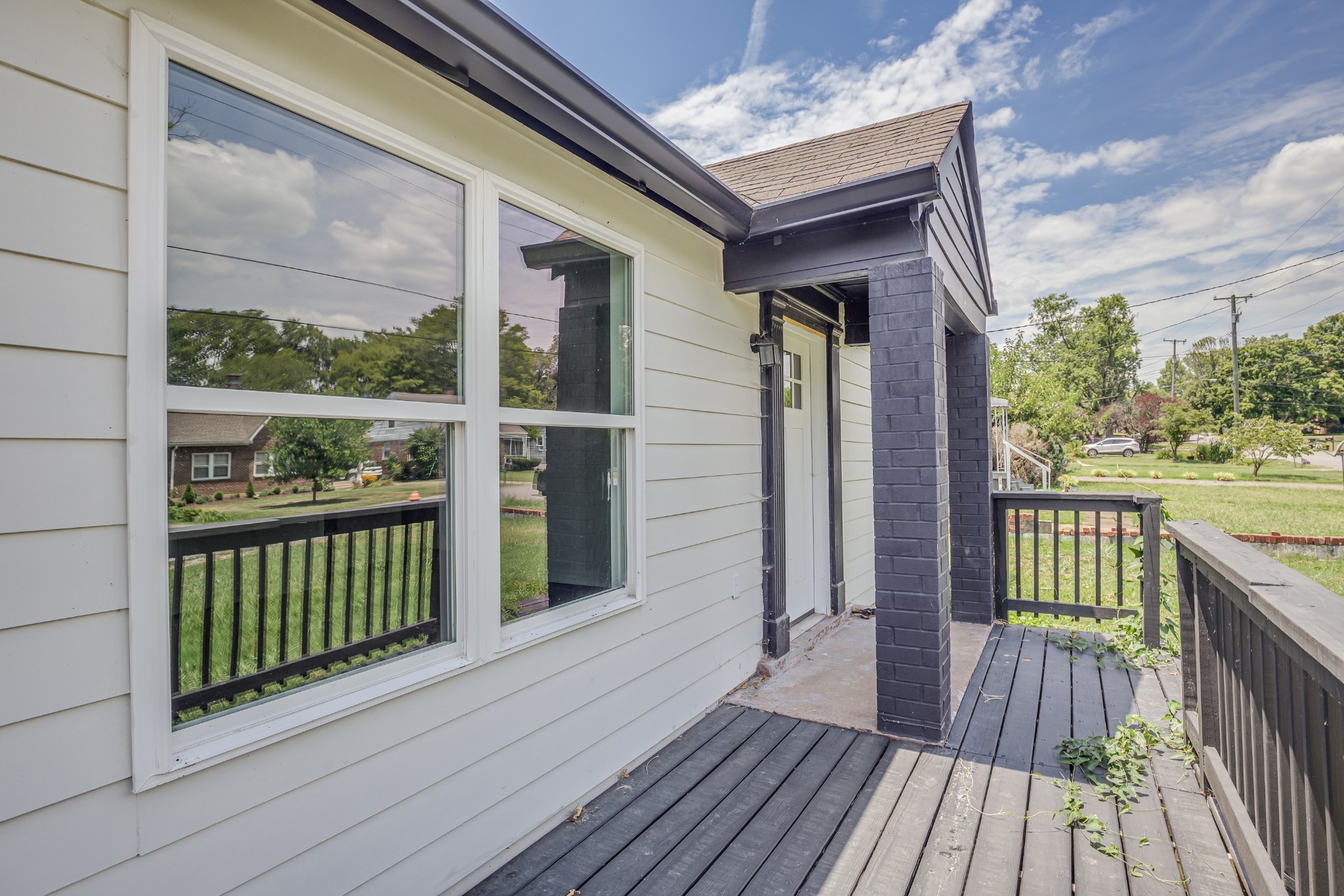 249 Sunrise Ave