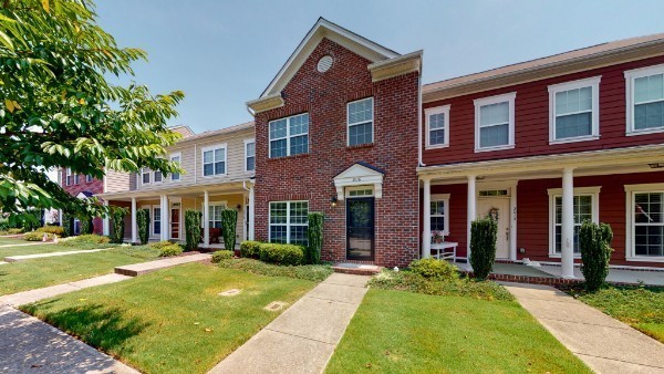 2016 Hemlock Dr primary photo