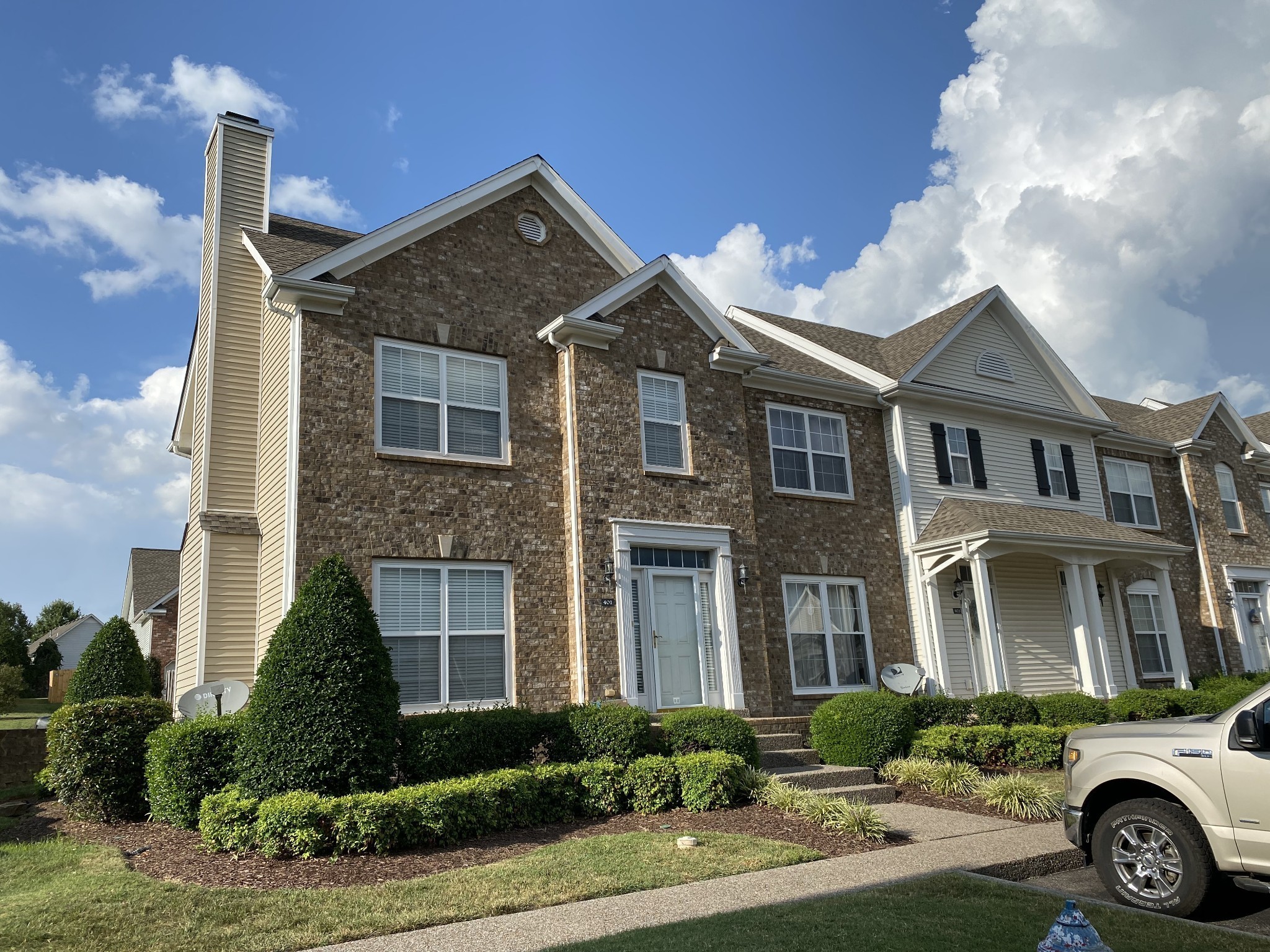 401 Dakota Dr