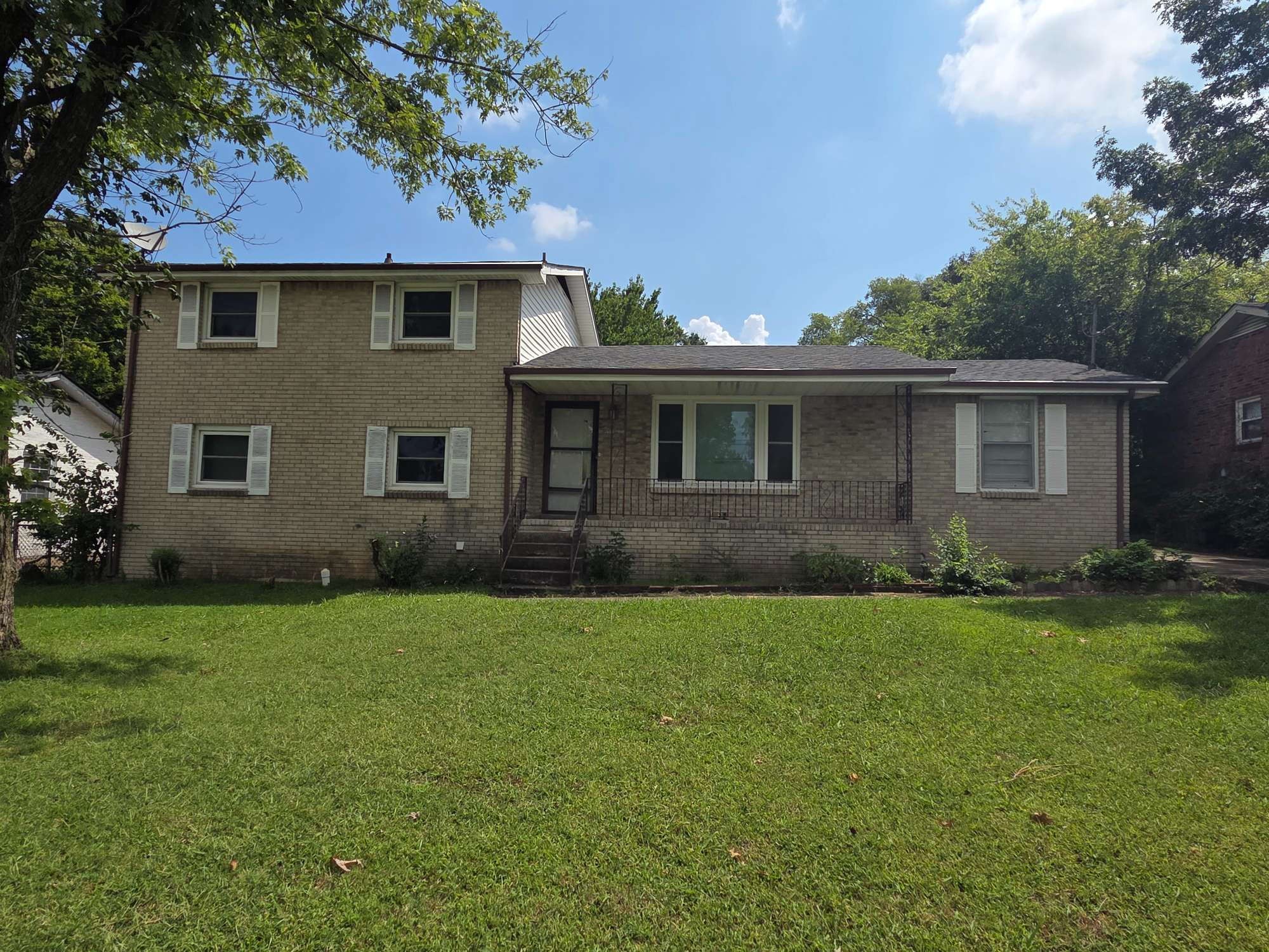422 Cedarcliff Rd primary photo