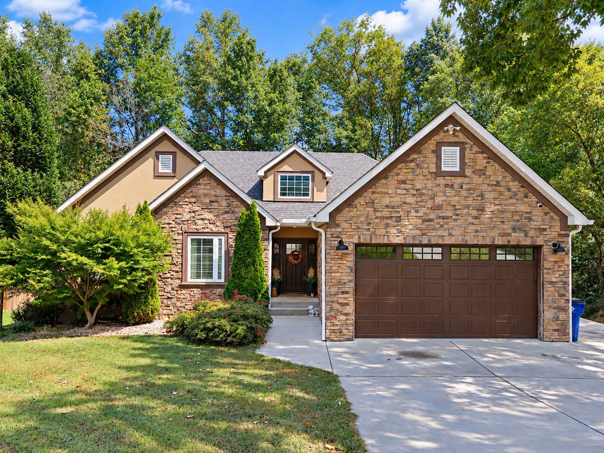 167 Neely Cir, NE