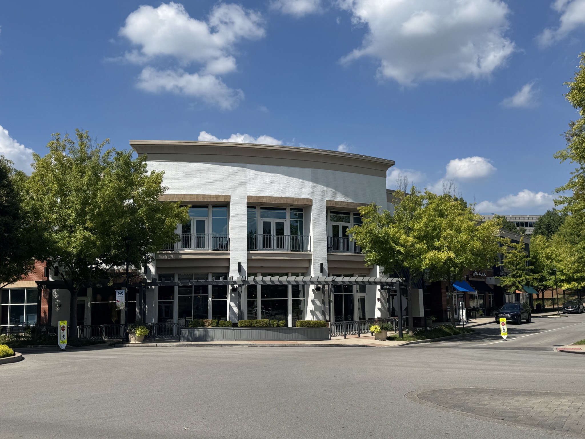 2000 Meridian Blvd 285