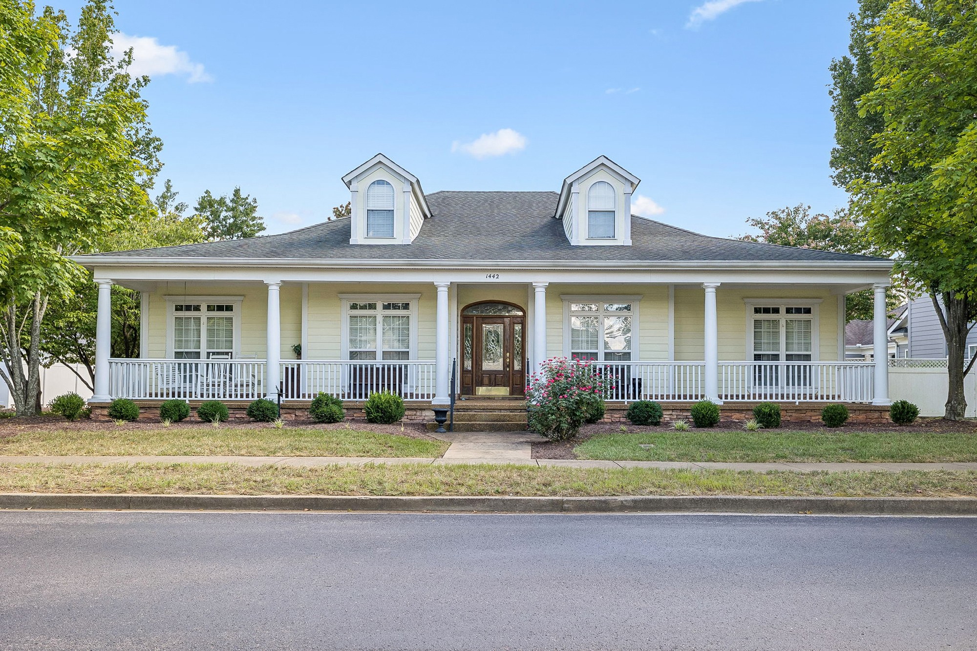 1442 Charleston Blvd