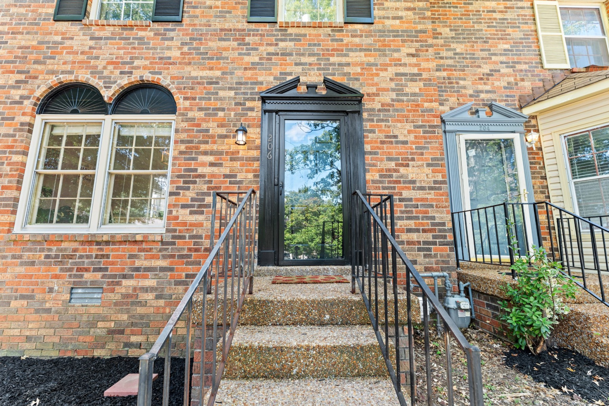 206 Woodmaker Ct