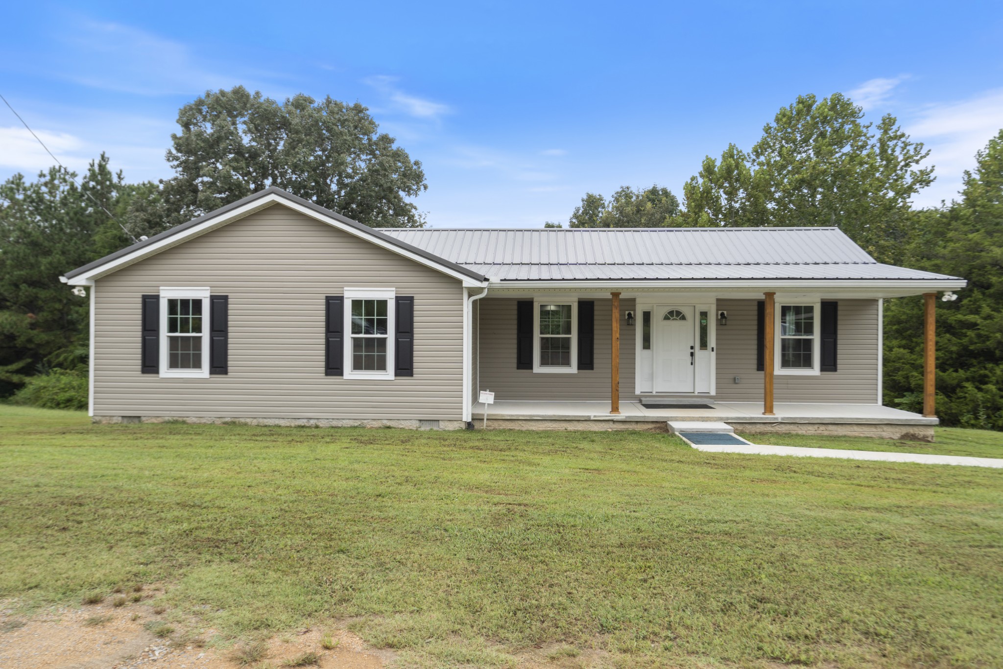 11526 Aaron Ln