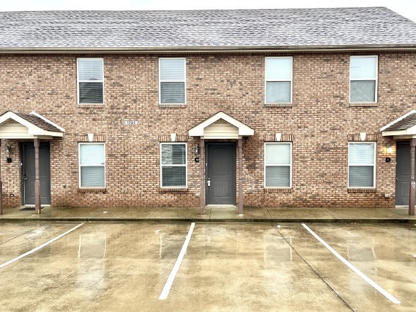 1705 Manning Dr