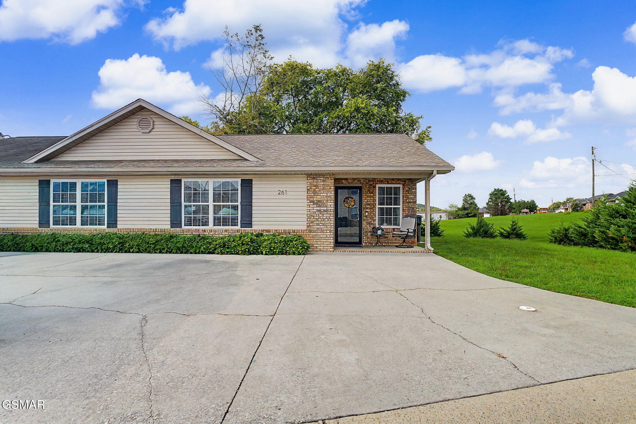 261 Dumplin Lane