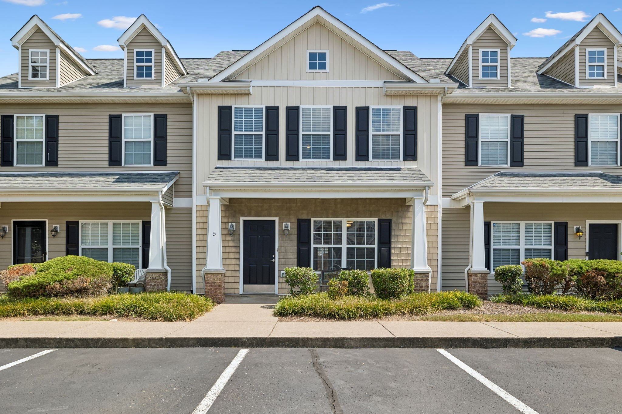 284 Meigs Dr