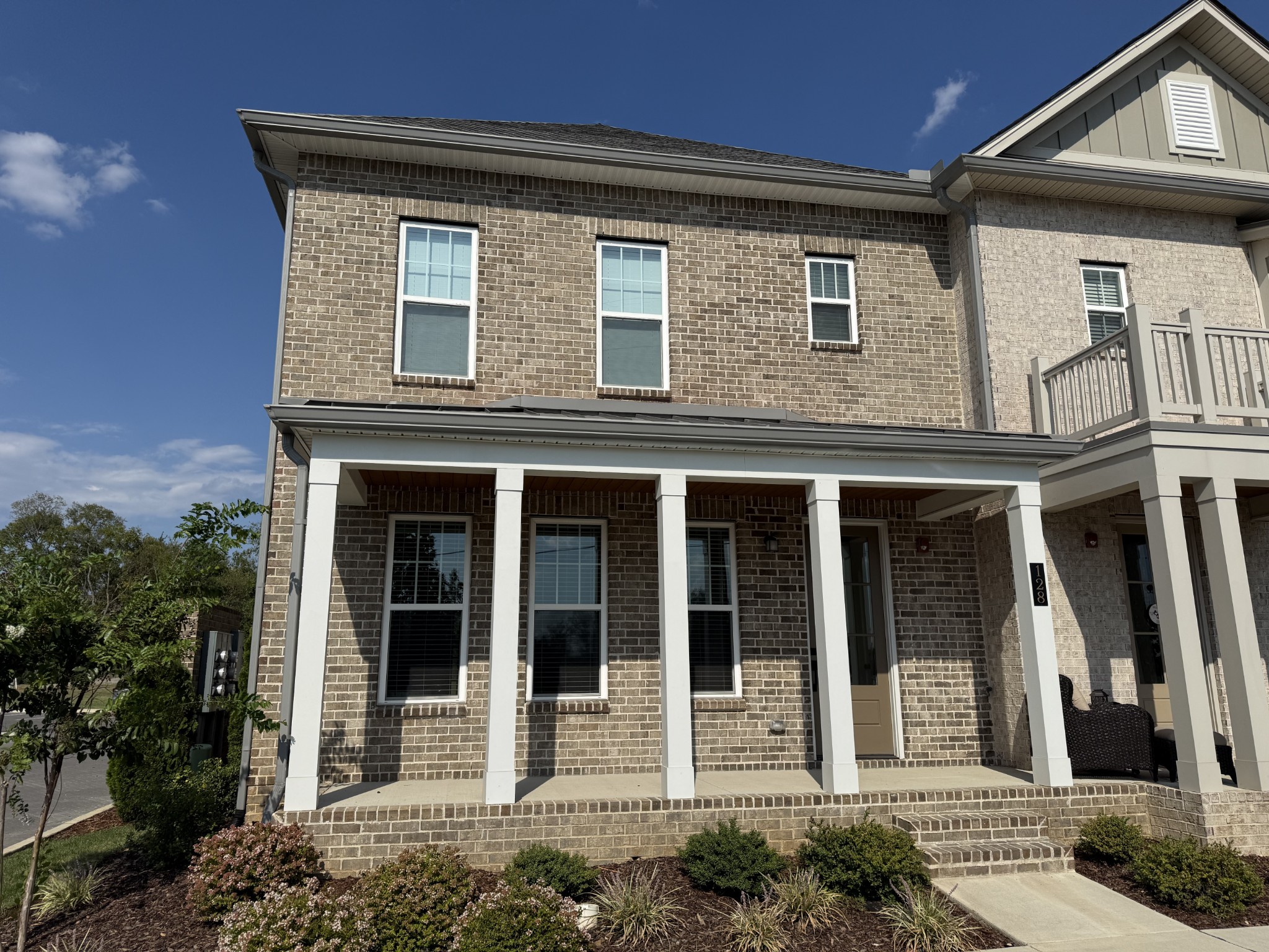 128 Nearwater Pl primary photo