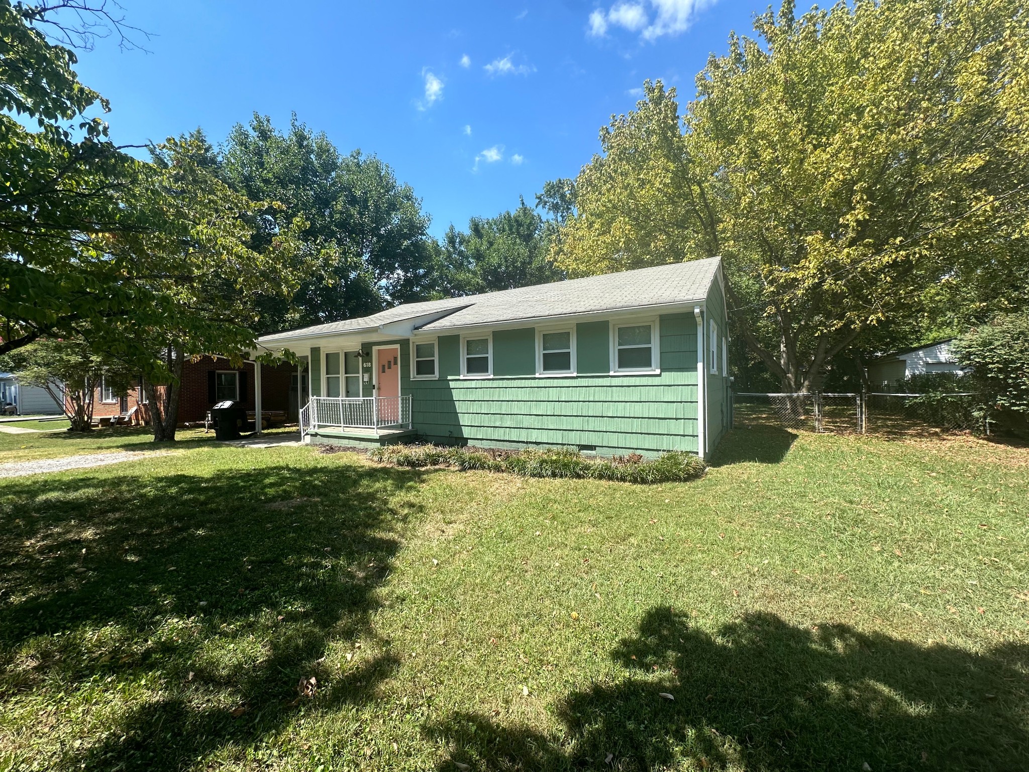 618 Spencer Dr primary photo
