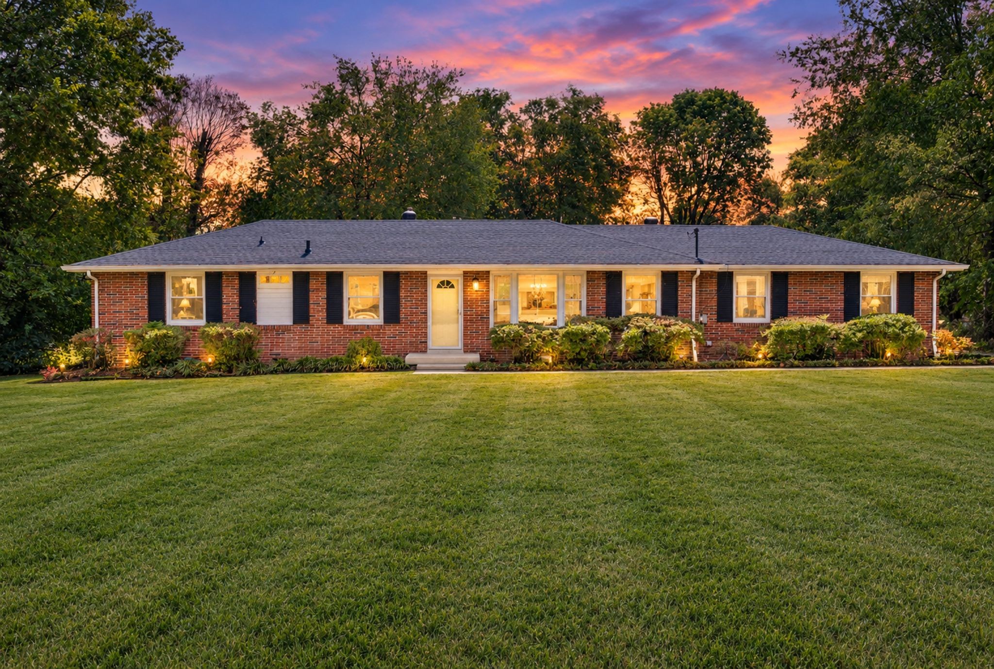 570 Joyce Ln