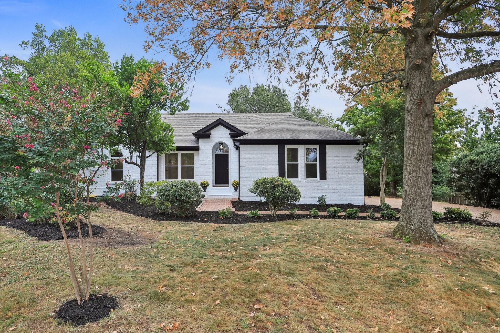 4825 Morgan Dr