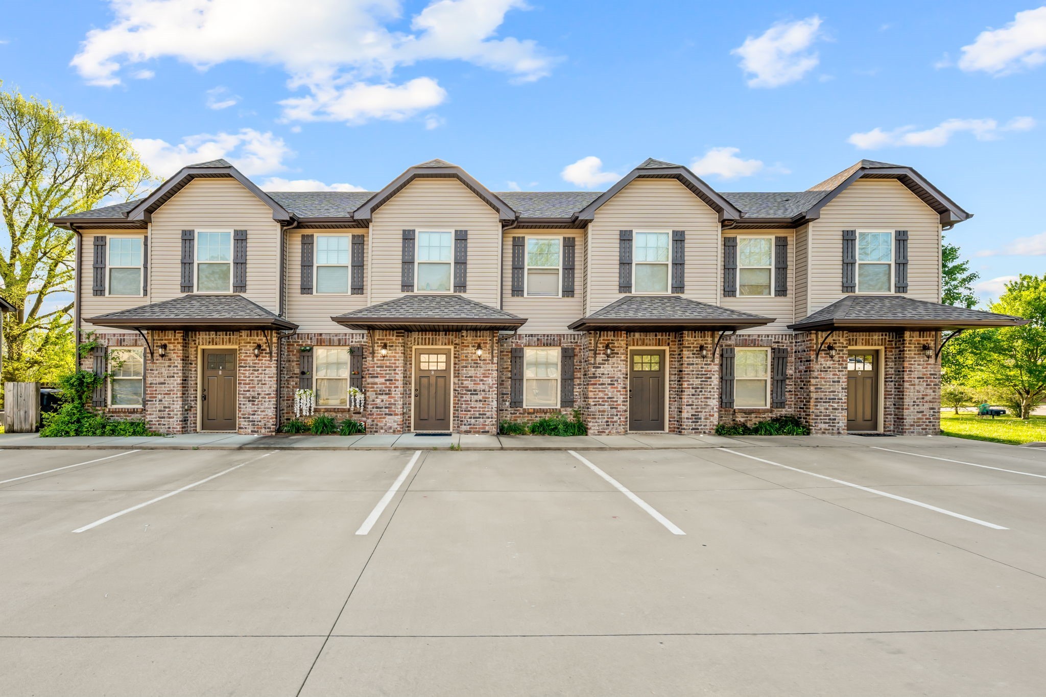 1773 Springwater Drive