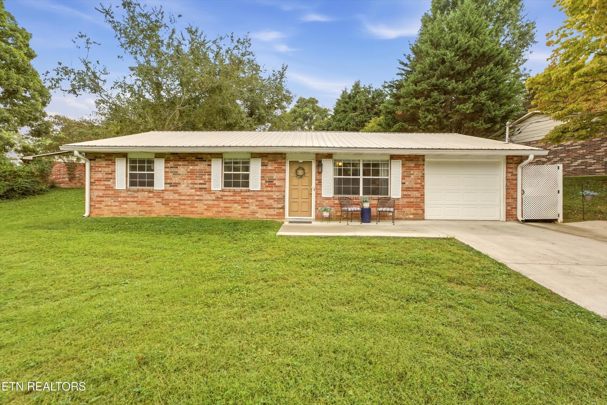 5608 Ridgetop Rd