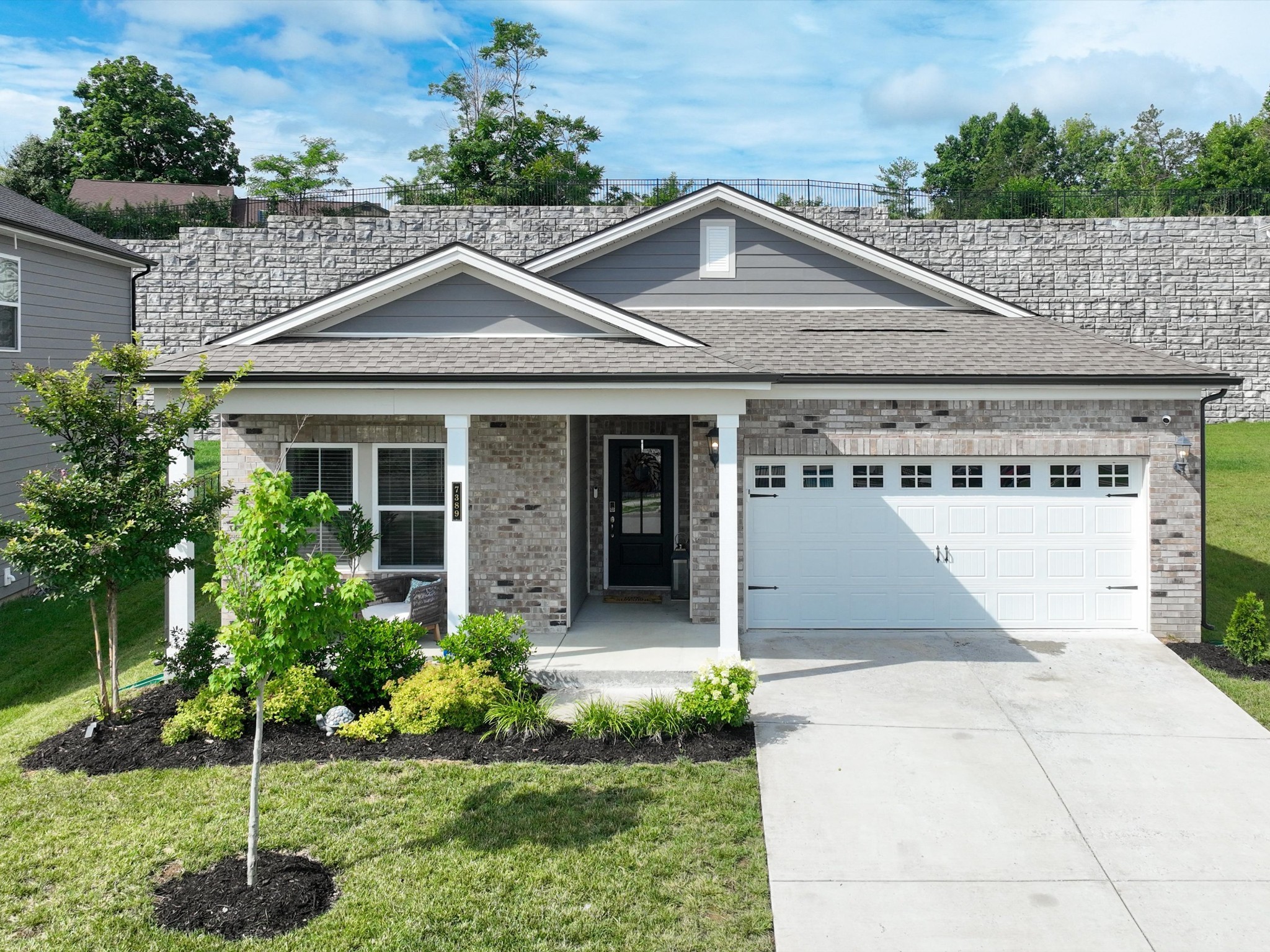 7389 Blue Gable Rd