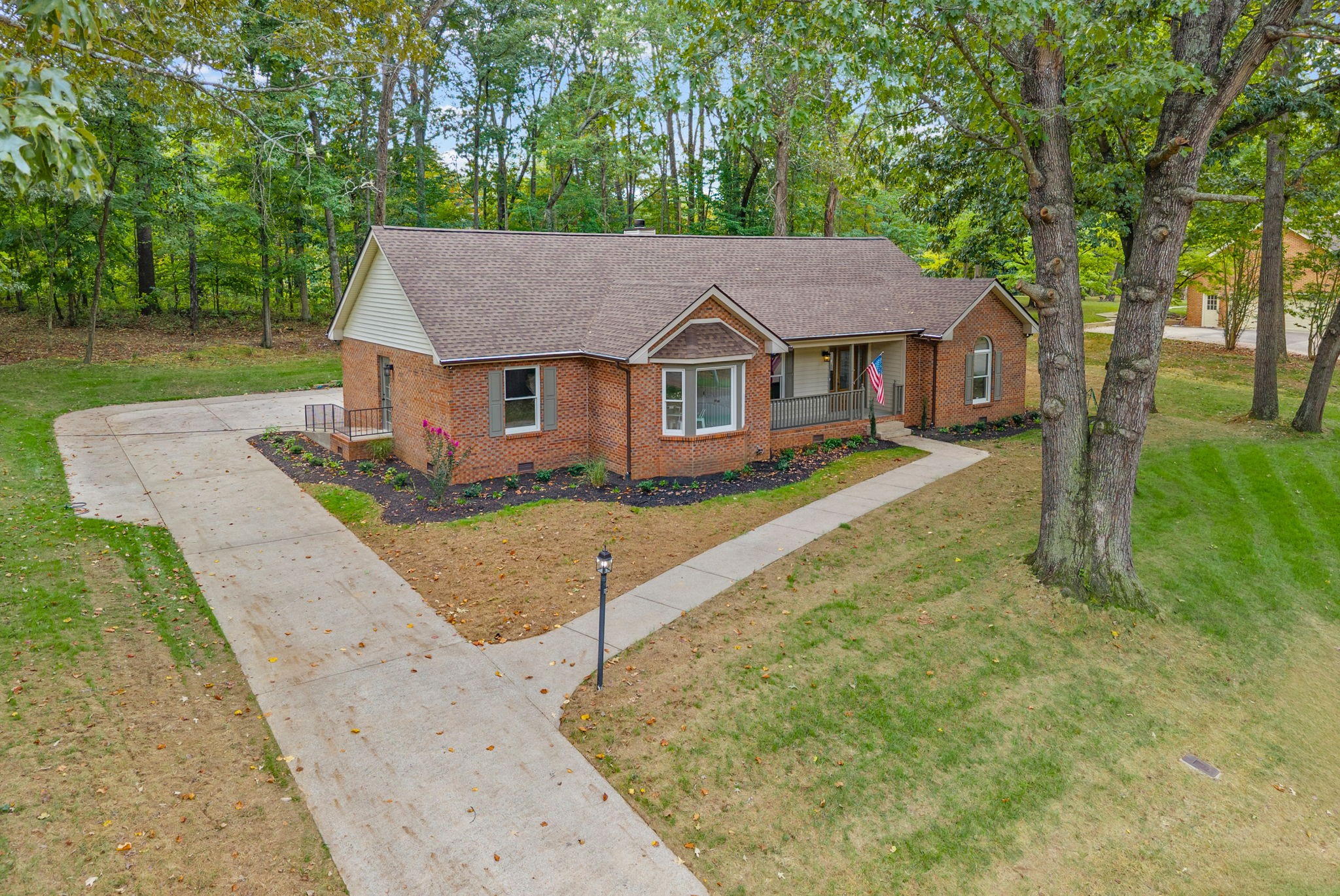 930 Ridgewood Dr