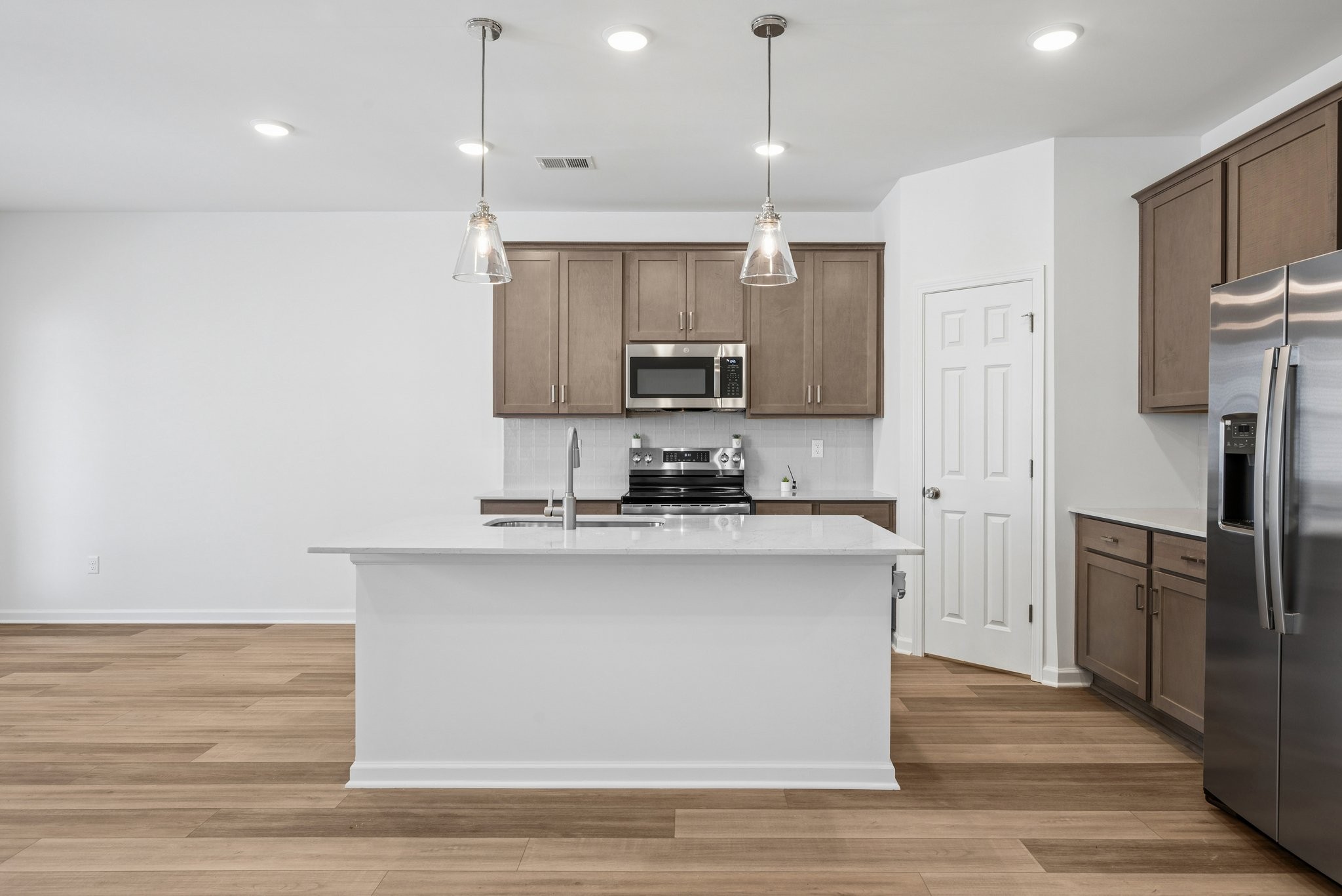 2900 Suzanne Landon Dr