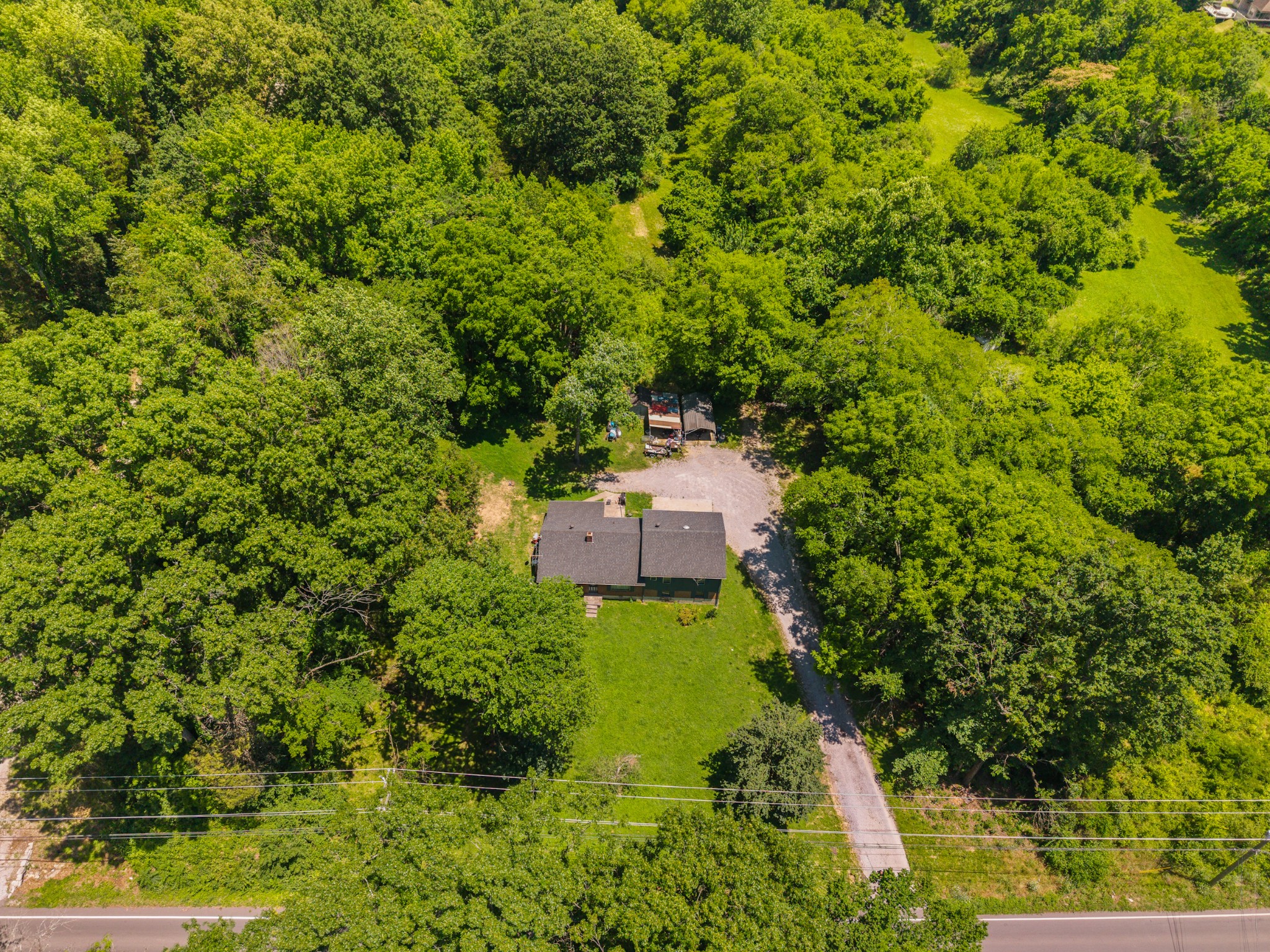 1083 Tulip Grove Rd primary photo