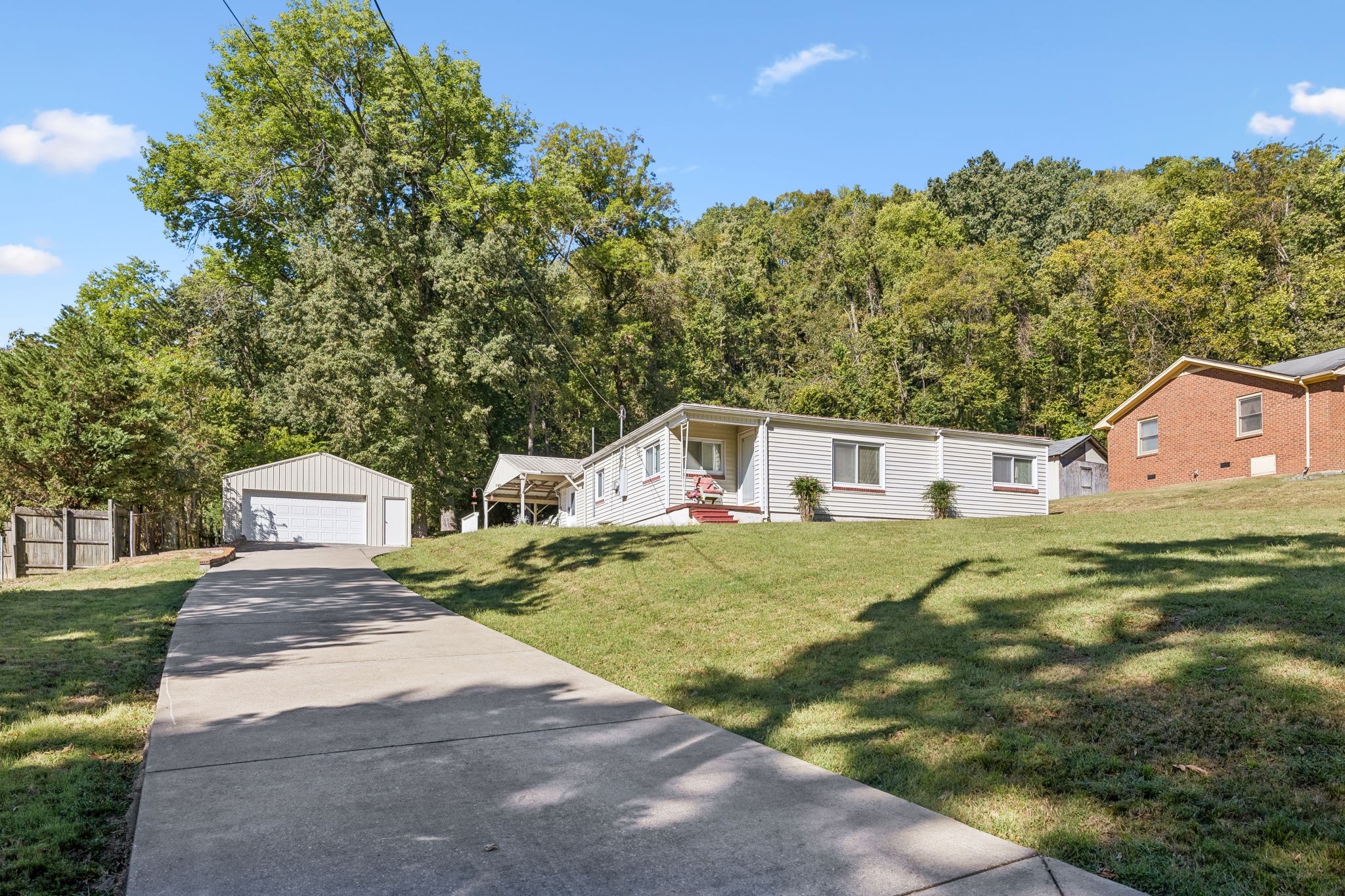 3703 Homeland Dr primary photo
