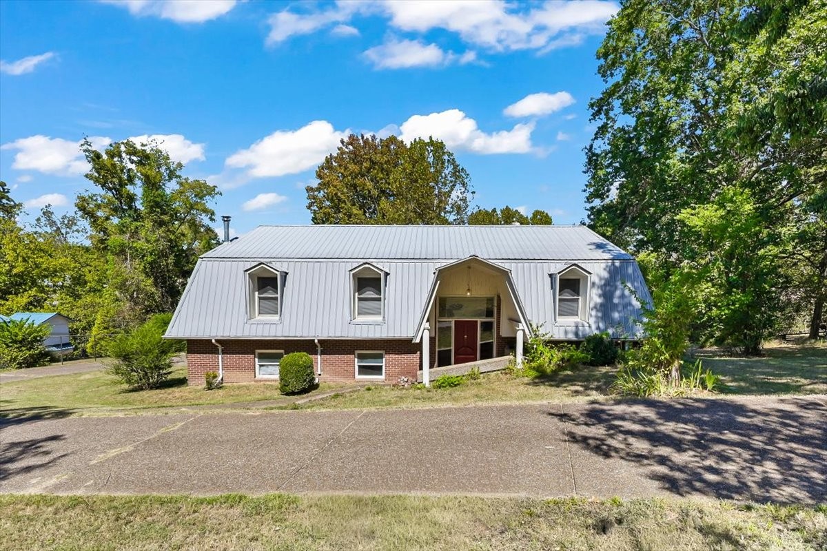 5014 Chaffin Dr