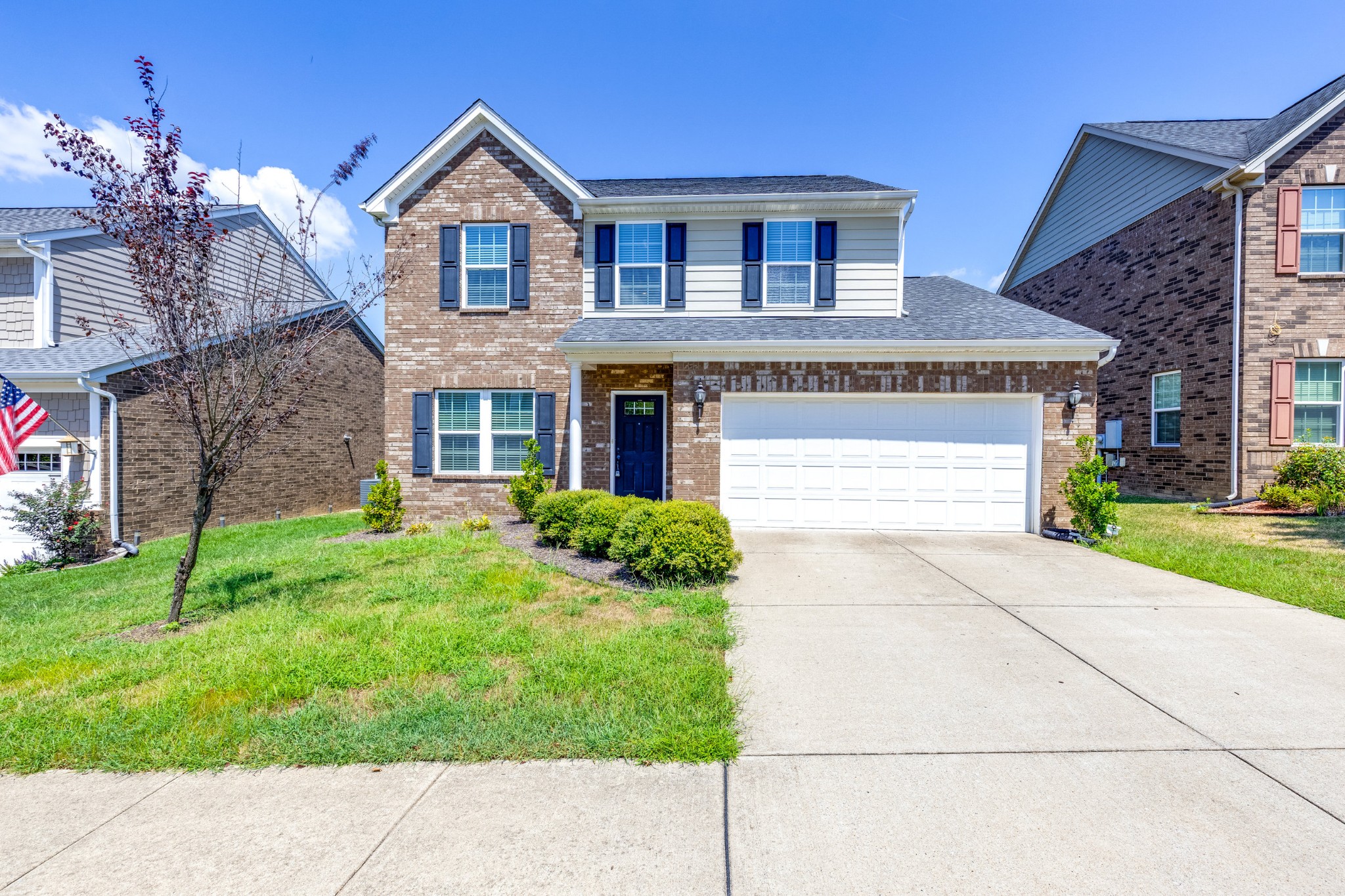 7512 Oakledge Dr