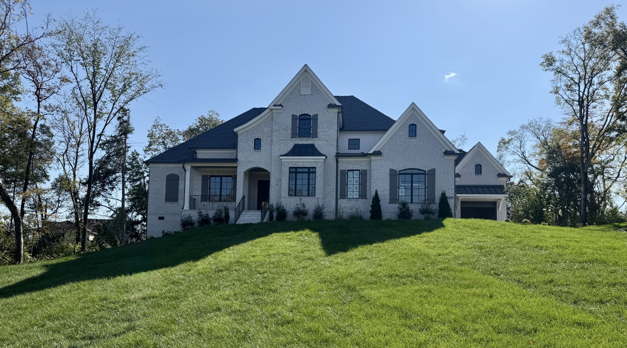 9906 Amarosa Court