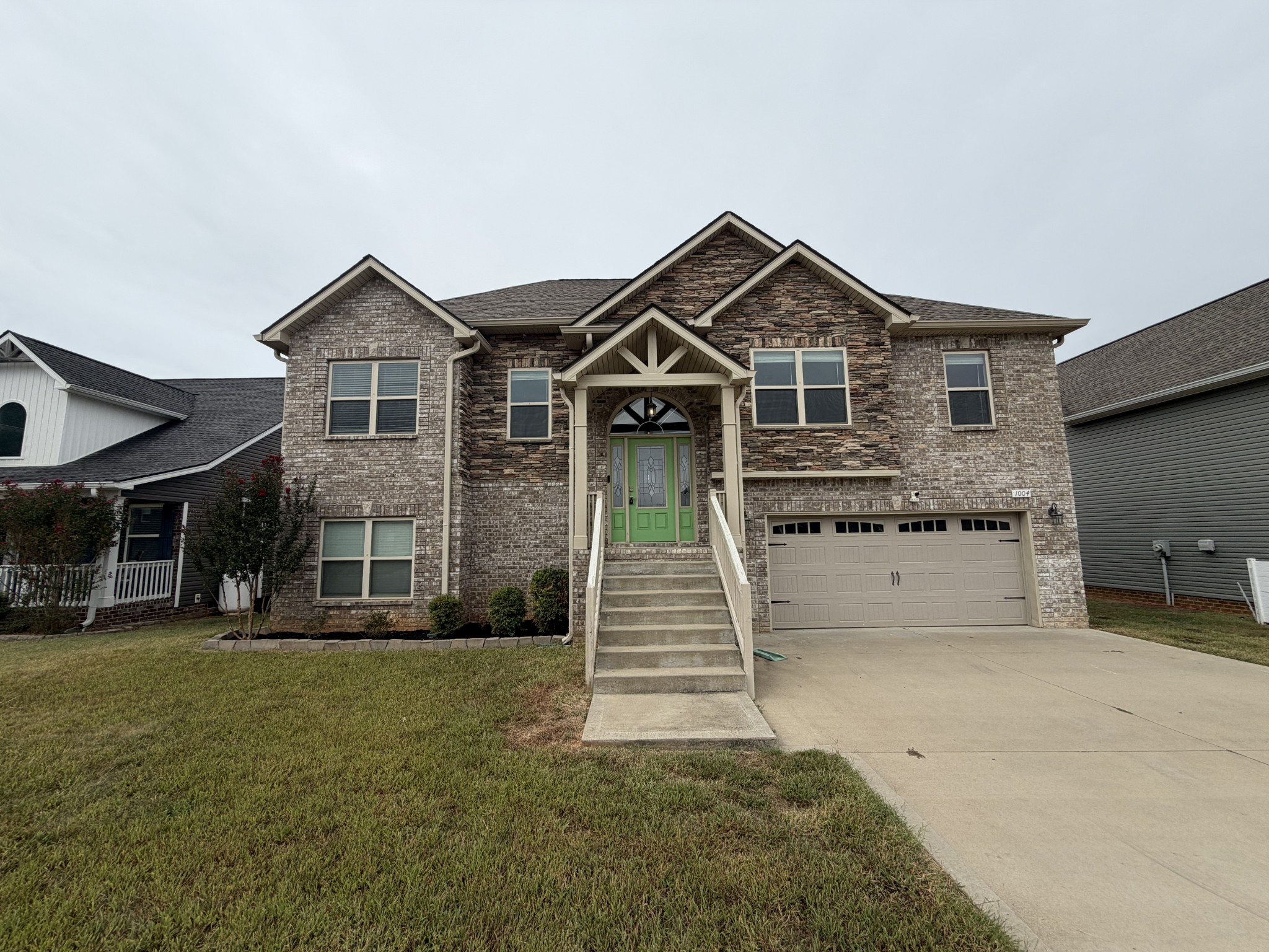 1004 Shirley Dr