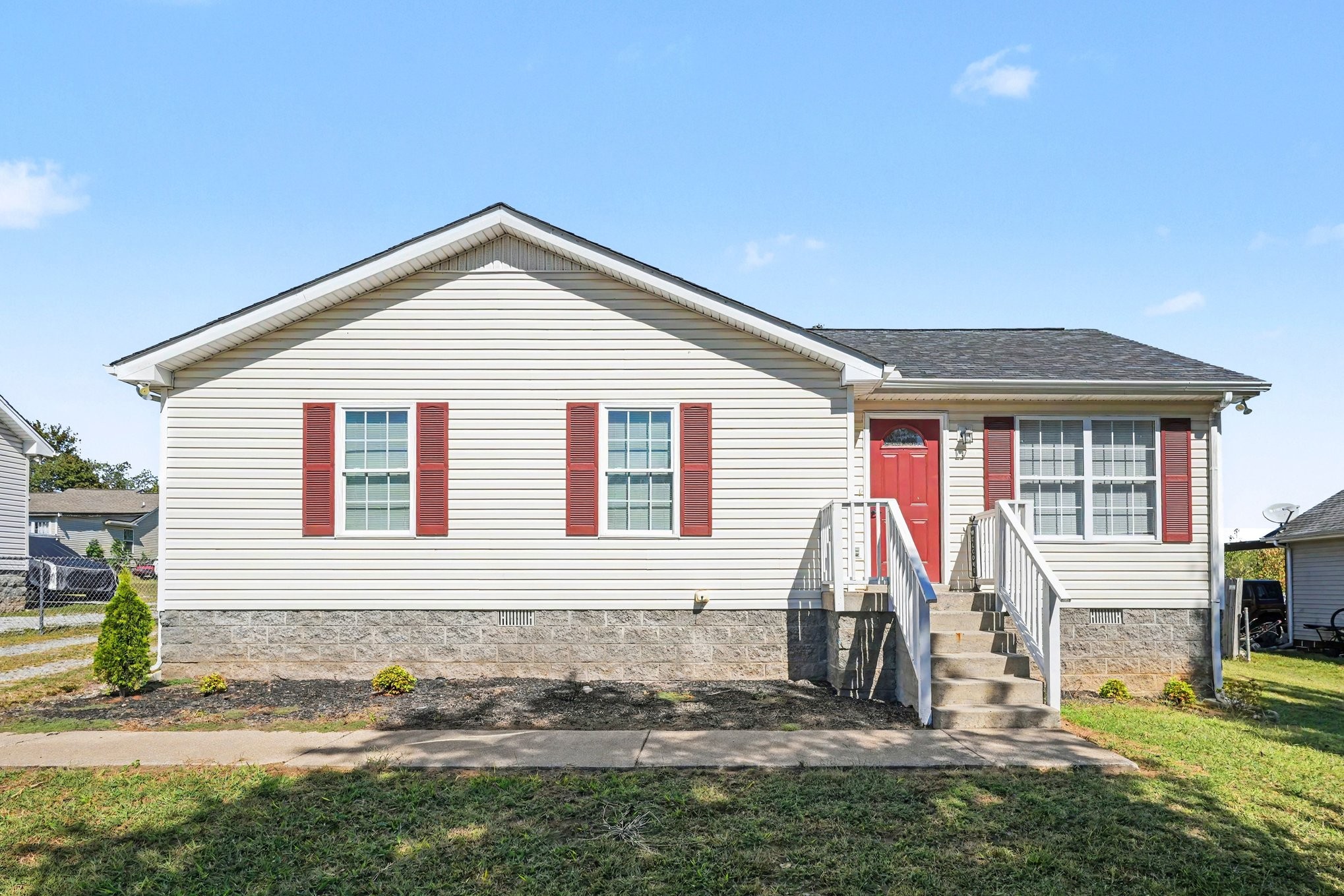 147 Greystone Dr