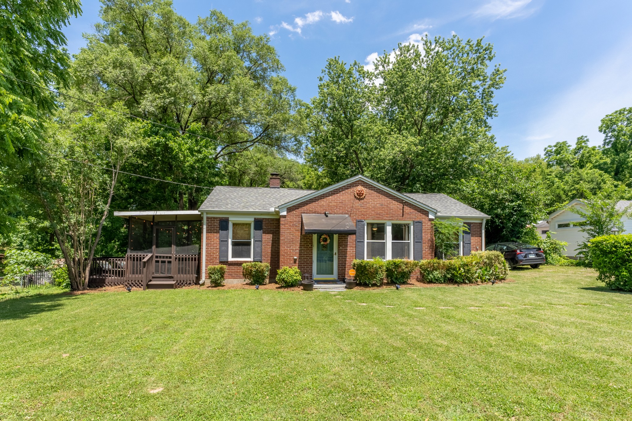 733 Greymont Dr