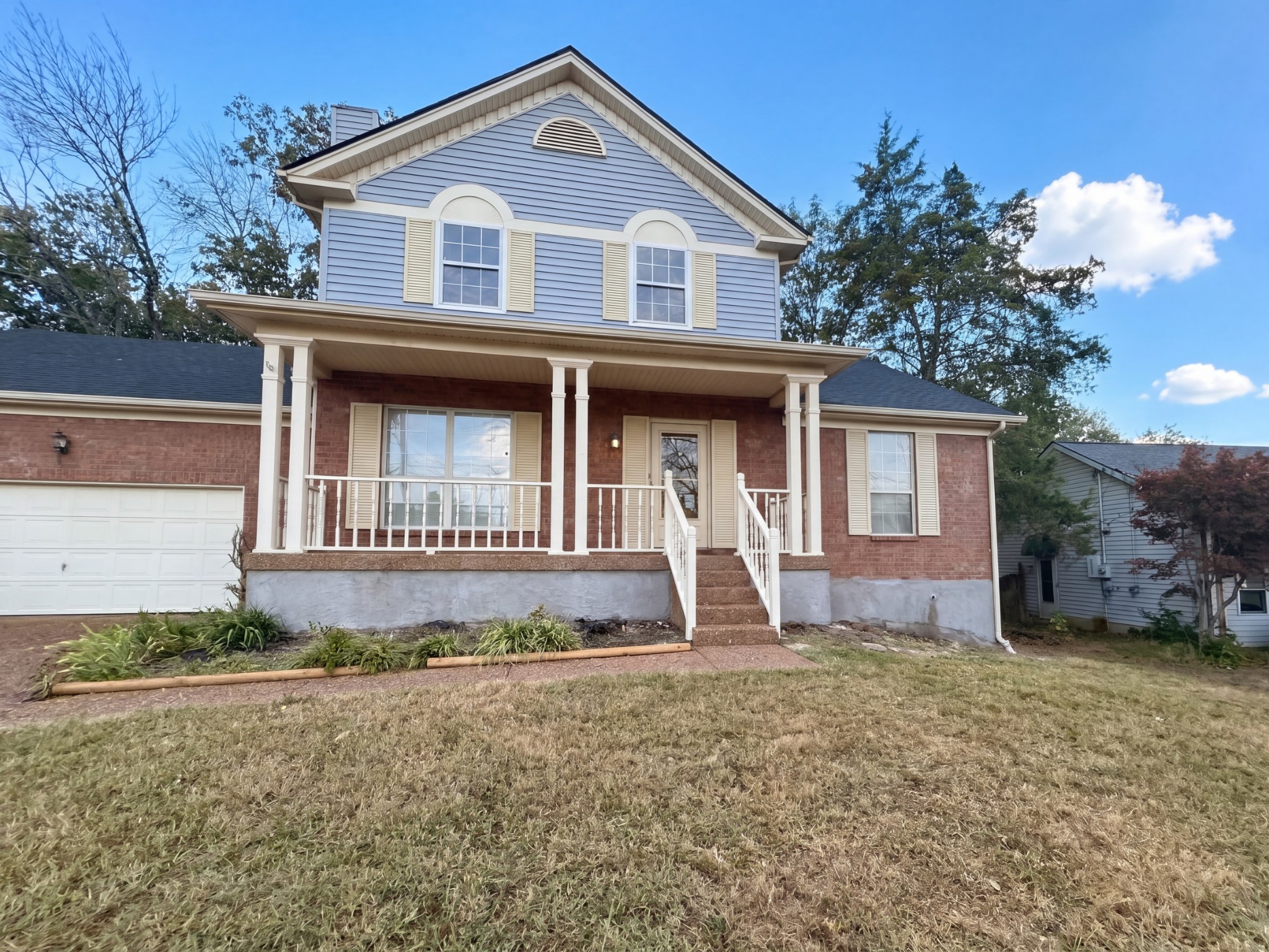 1100 Burlingame Ct