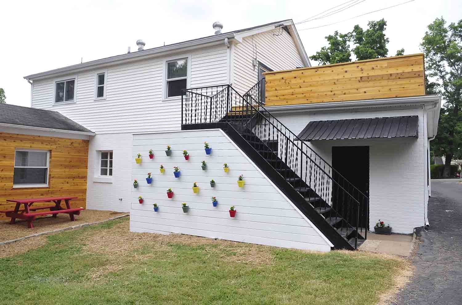 1111 McAlpine Ave